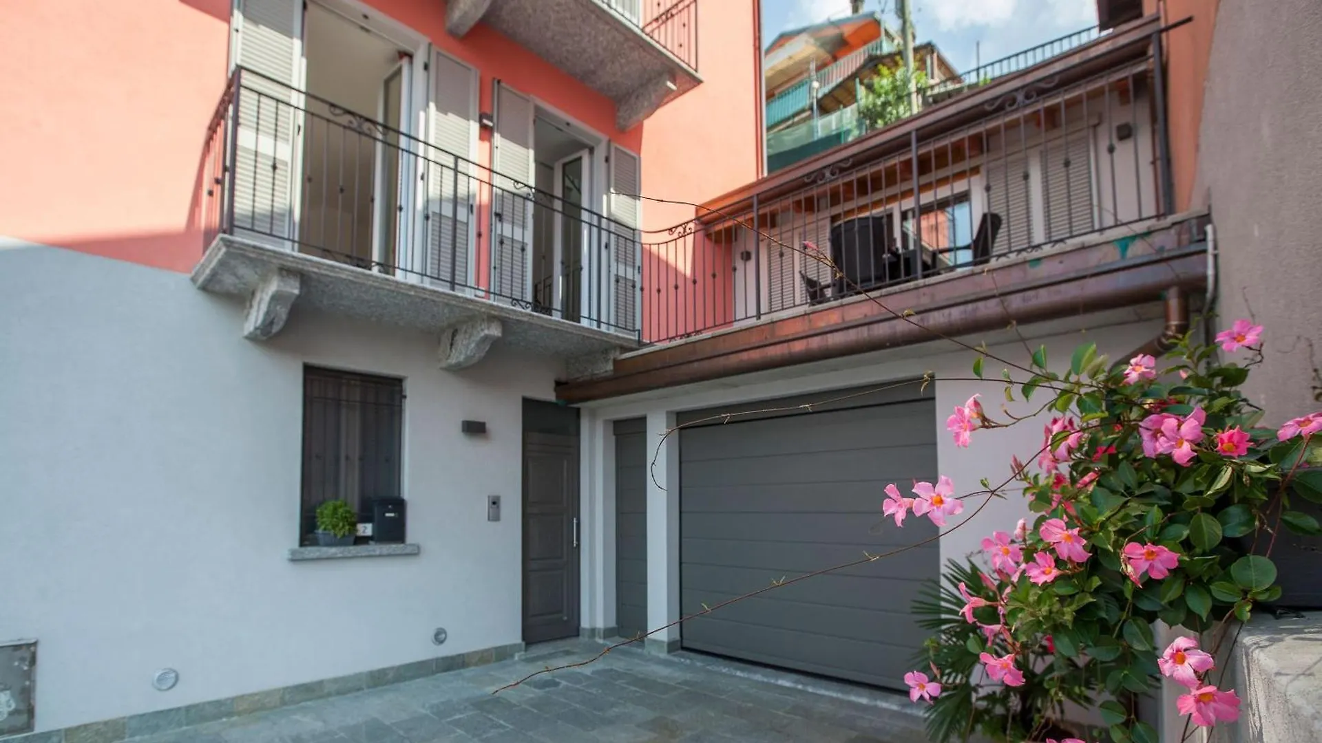 Wohnung Fiore In Lezzeno Italien