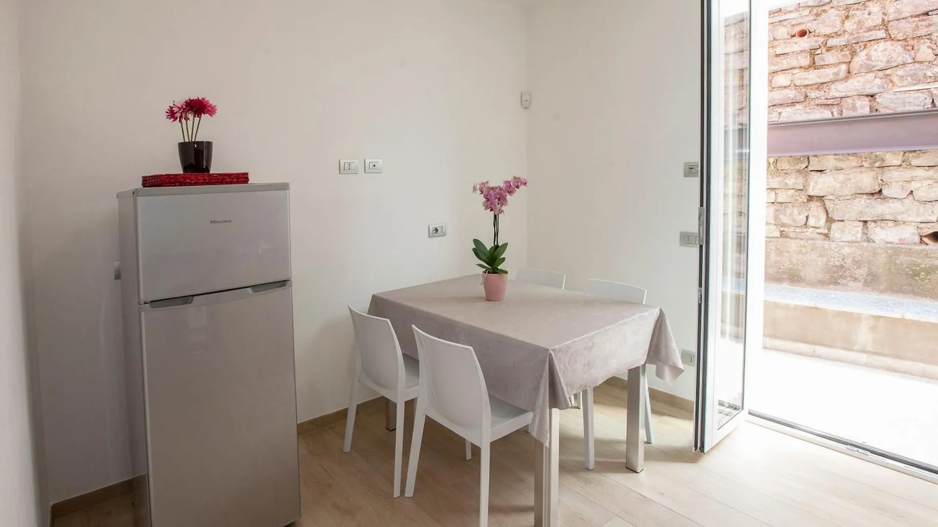 Apartment Wohnung Fiore In Lezzeno